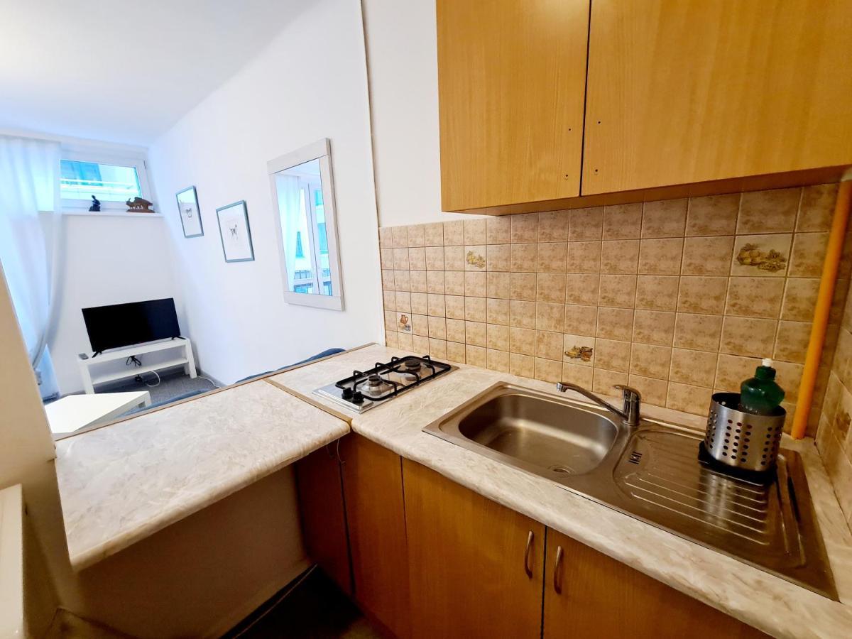 Apartmán Topfloor Greeceflat A Cosy Flat In The City Center Varšava Exteriér fotografie